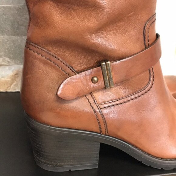 Clarks Maymie Stellar Knee High Boot (33) - Picture 9 of 14